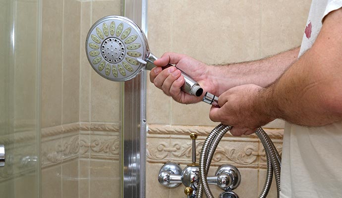 Professional handheld showerhead installation service Professional handheld showerhead installation service